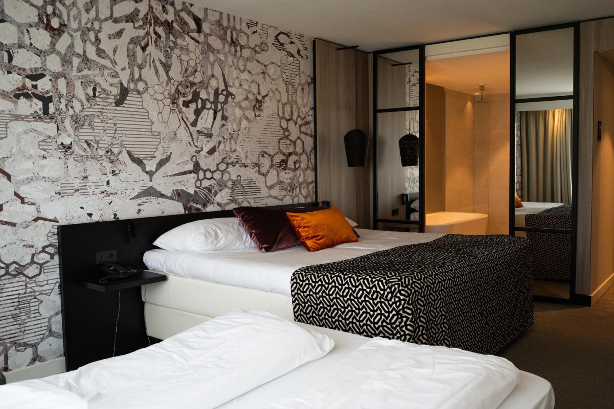 Hotel Der Valk 4*